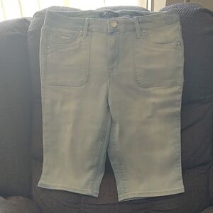 Nine West Light Blue Denim Cropped Jeans